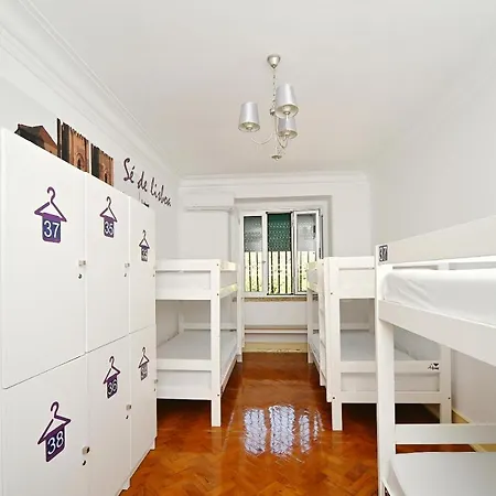 Brother's Pensión *