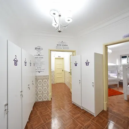 Brother's Pensión Lisboa