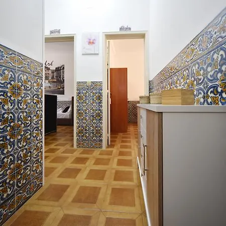 ゲストハウス ブラザーズ ルームズ