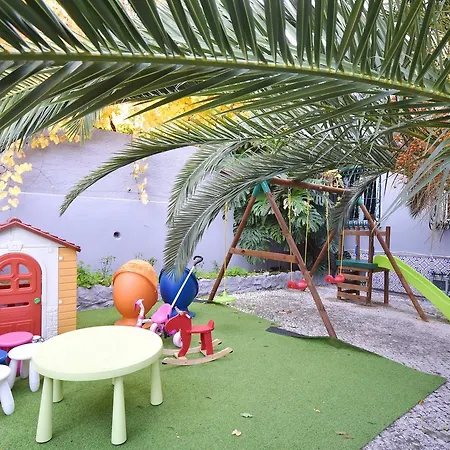 ブラザーズ ルームズ