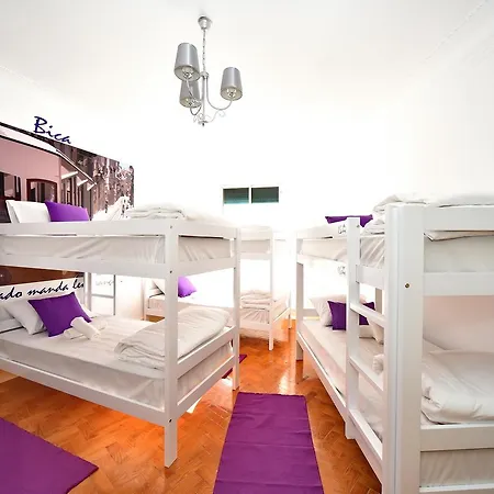 ブラザーズ ルームズ リスボン