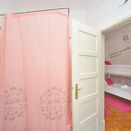 ブラザーズ ルームズ ゲストハウス *